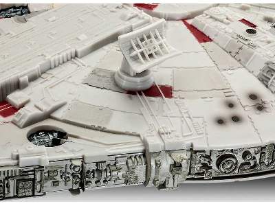 Millennium Falcon - image 4