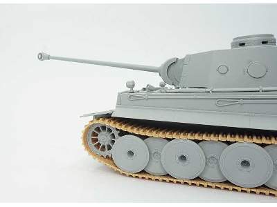 Tiger I Ausf.H2 7.5cm KwK 42 - image 33