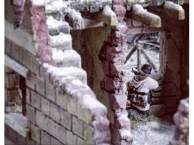 Bastogne December 1944 Diorama Set - image 7