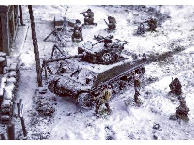 Bastogne December 1944 Diorama Set - image 12