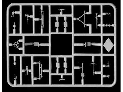 SdKfz.250/8 Stummel - image 2