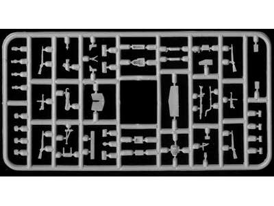 SdKfz.250/8 Stummel - image 3