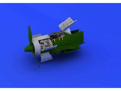 Fw 190A-8 engine & fuselage guns 1/72 - Eduard - image 3