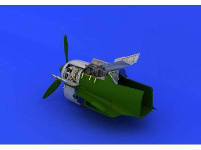 Fw 190A-8 engine & fuselage guns 1/72 - Eduard - image 5