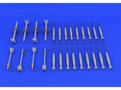 F-4 armament 1/72 - image 3