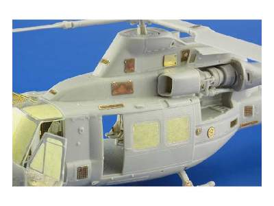 UH-1Y 1/48 - Kitty Hawk - image 4