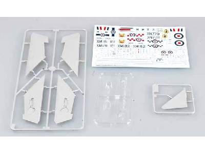 English Electric (BAC) Lightning F.1A/F.2 - image 2