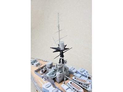 Pancernik HMS Rodney - image 23