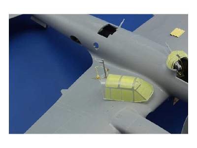 Pe-2 exterior 1/48 - Zvezda - image 4