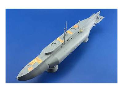 HMS X-craft submarine 1/35 - Merit - image 14