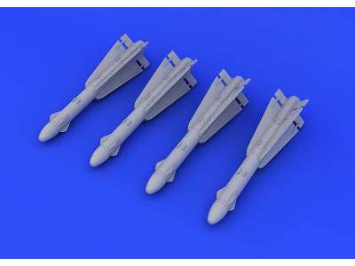 AIM-4D 1/48 - image 4