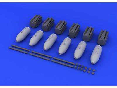 M117 bombs w/ airbrake 1/72 - image 4