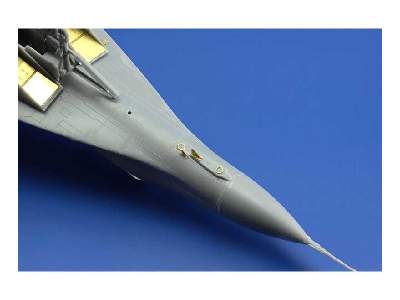 MiG-29A Izdeliye 9-12 1/72 - Trumpeter - image 4