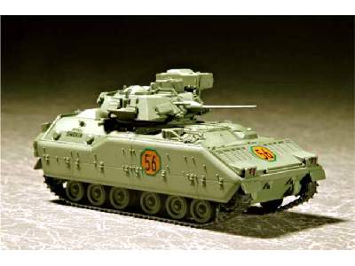 M2A0 Bradley Fighting Vehicle - image 1