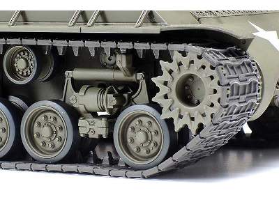 U.S. Medium Tank M4A3E8 Sherman Easy Eight European Theater - image 7