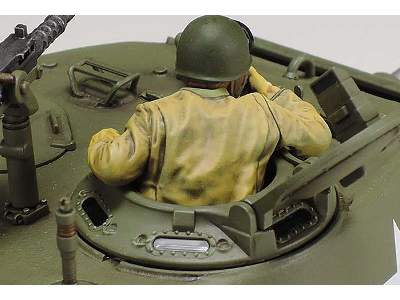 U.S. Medium Tank M4A3E8 Sherman Easy Eight European Theater - image 12