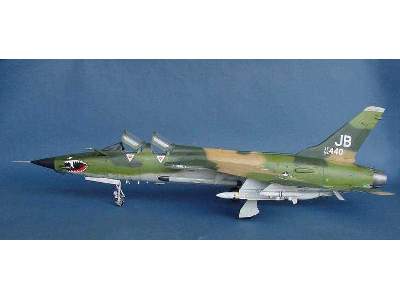 Republic F-105G Wild Weasel - image 3