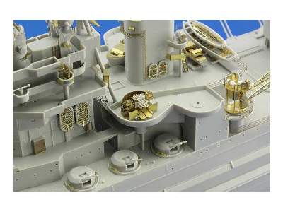 HMS Queen Elizabeth 1943 pt 5 - deck & main batteries 1/350 - Tr - image 7