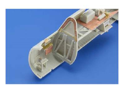 OS2U Kingfisher interior 1/32 - Kitty Hawk - image 6