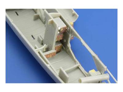 OS2U Kingfisher interior 1/32 - Kitty Hawk - image 8