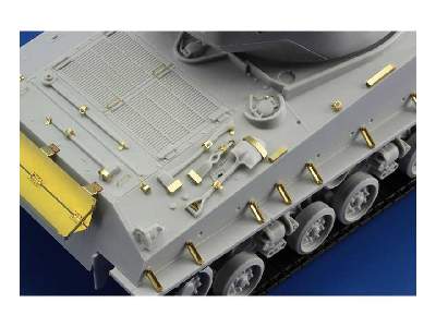 M4A3E8 1/35 - Tamiya - image 4