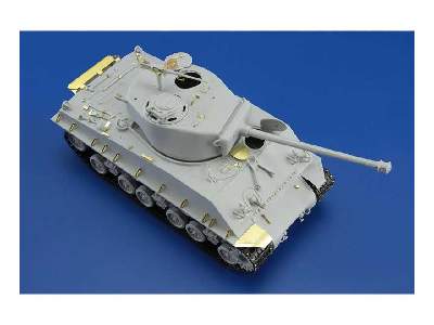 M4A3E8 1/35 - Tamiya - image 10