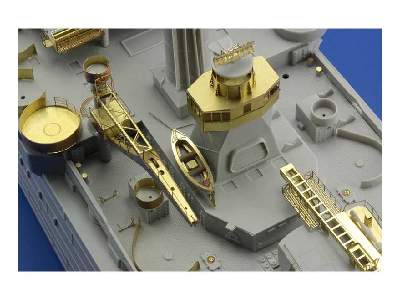 USS Texas pt.  3 superstructure 1/350 - Trumpeter - image 9