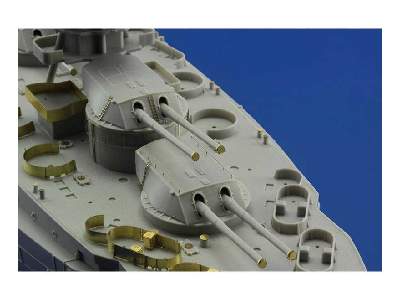 USS Texas pt.  3 superstructure 1/350 - Trumpeter - image 14