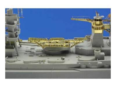 USS Texas pt.  3 superstructure 1/350 - Trumpeter - image 15
