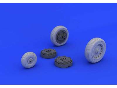 Mirage IIIc wheels 1/32 - Italeri - image 2