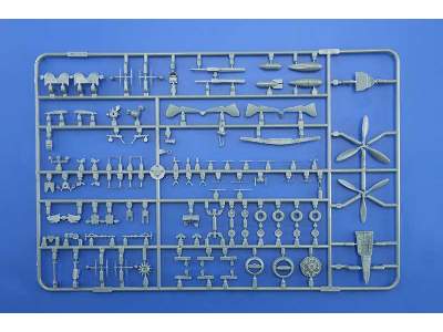 Fw 190A-8 standard wings 1/72 - image 6