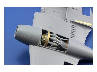 Meteor F.8 engines 1/48 - Airfix - image 3