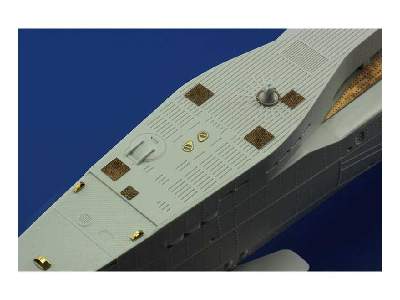 German Submarine Type IX C/40 hull pt.  1 1/72 - Revell - image 4