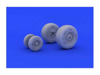 F-4J wheels 1/48 - Academy - image 5