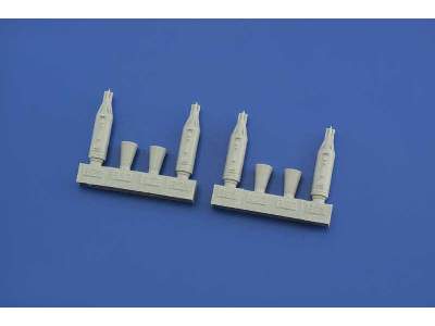 UB-16 rocket pods 1/72 - image 4