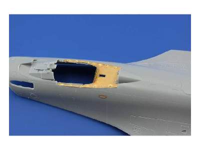 Su-33 exterior 1/48 - Kinetic - image 3