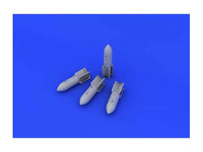 SC 250 German WWII bombs 1/72 - image 6