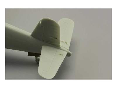 F4U-4 1/72 - Revell - image 7