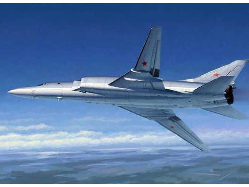 Tu-22M2 Backfire B Strategic bomber - image 1