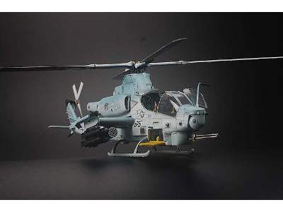 Bell AH-1Z Viper śmigłowiec szturmowy - image 5