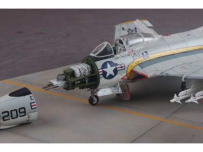 Grumman F9F-8 & F9F-8P - image 5