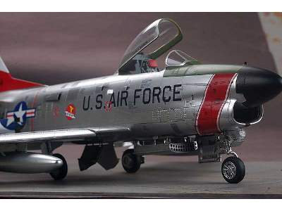 North American F-86D Sabre - image 9