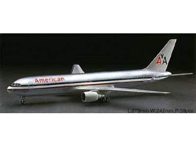 American Airlines Boeing 767-300 - image 1