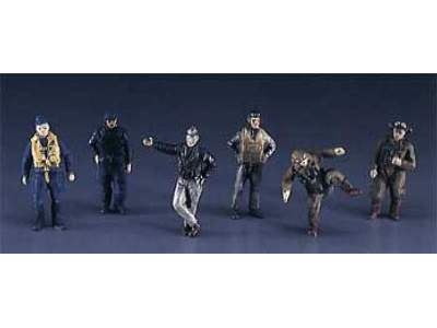 WWii Pilot Figure Set - image 1