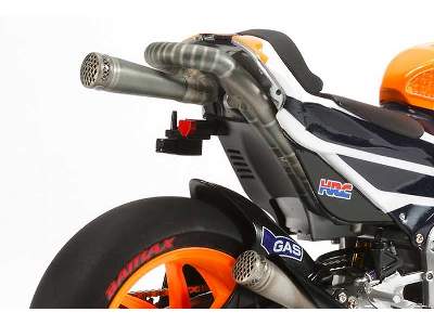 Repsol Honda RC213V'14 - image 9