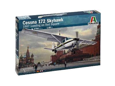 Cessna 172 Skyhawk - Landing on Red Square (1987) - image 2