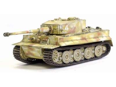 Tiger I Late Production w/Zimmerit - Ukraine 1944  - image 1