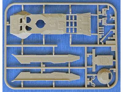BTR-70 APC (late production series) - image 3