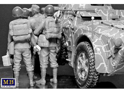 Italian military men - WWII era - image 8