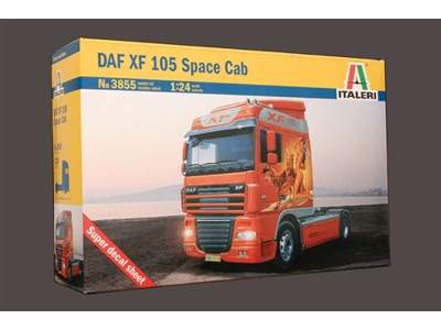 DAF XF 105 Space Cab Truck - image 2